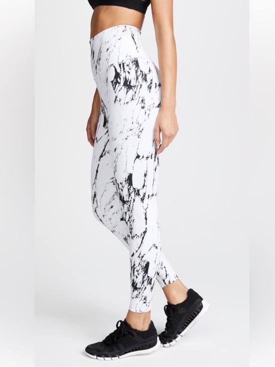 Beyond Yoga Pants - Beyond yoga M White Marble Print High-Waist Leggings